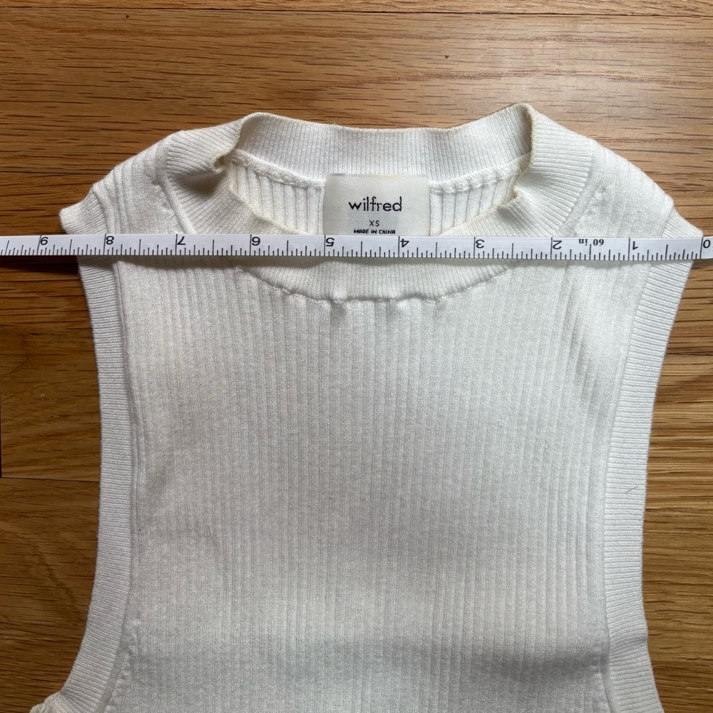 Aritzia Wilfred Reso Sleeveless Crop Top / XS White Birch - Picture 7 of 10